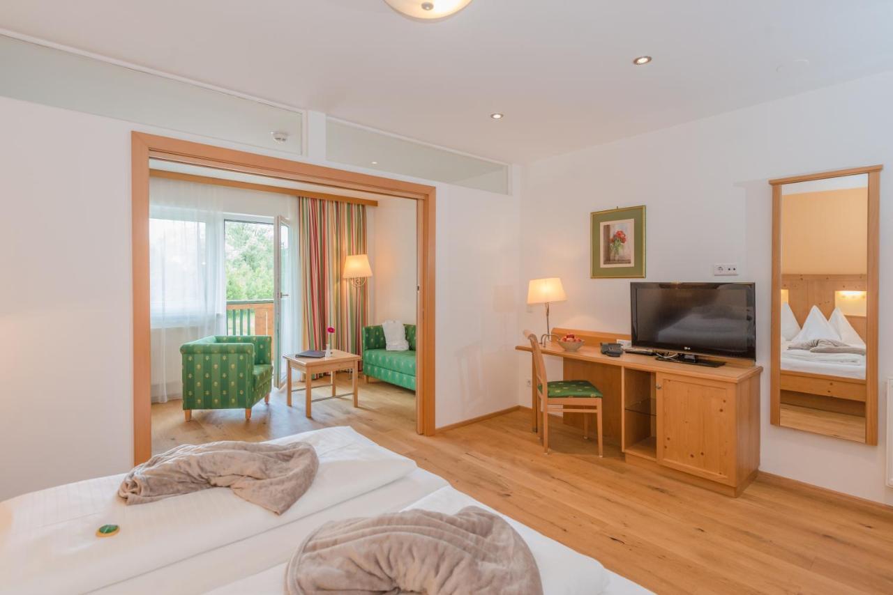 Sport & Familienhotel Baerenwirt Айх Екстериор снимка