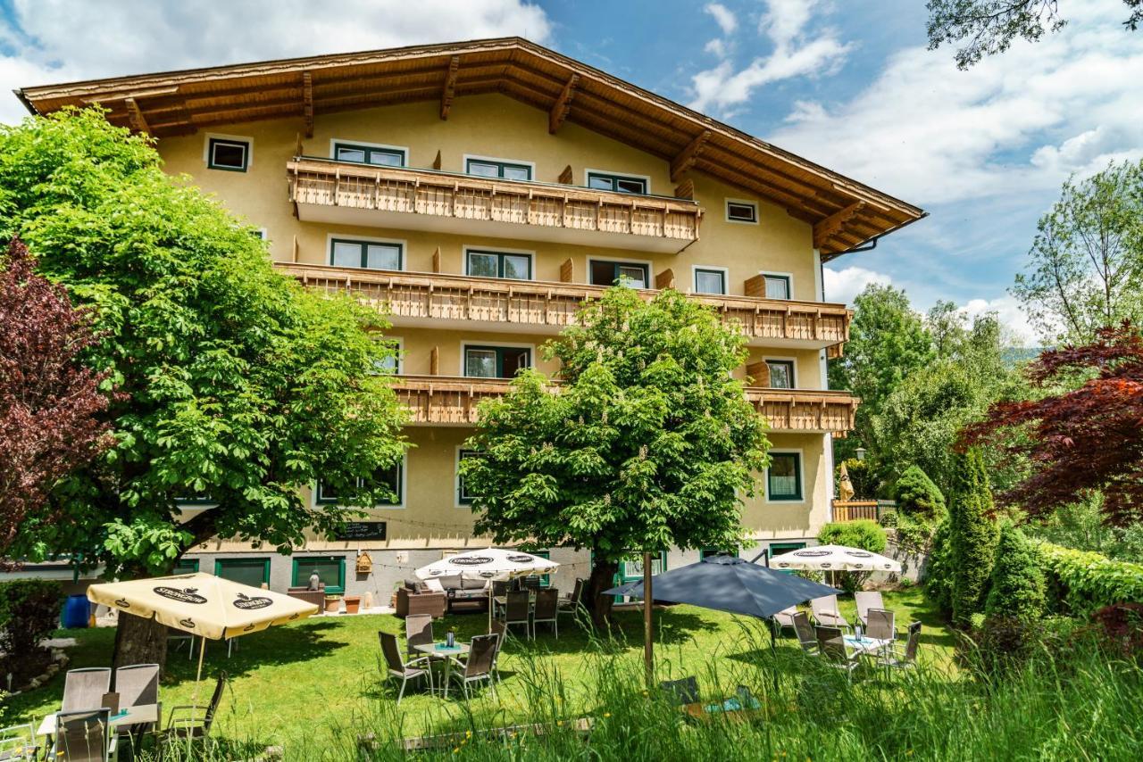 Sport & Familienhotel Baerenwirt Айх Екстериор снимка