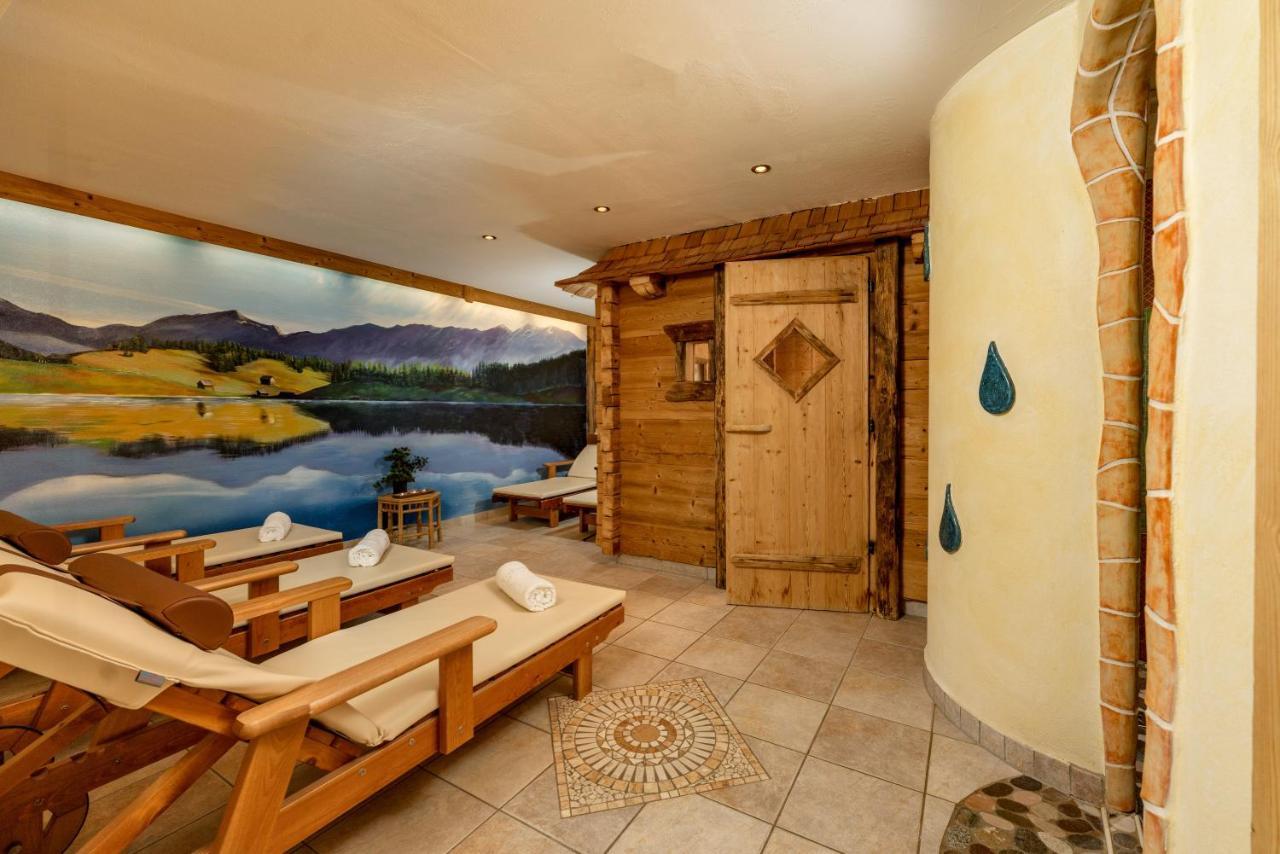 Sport & Familienhotel Baerenwirt Айх Екстериор снимка