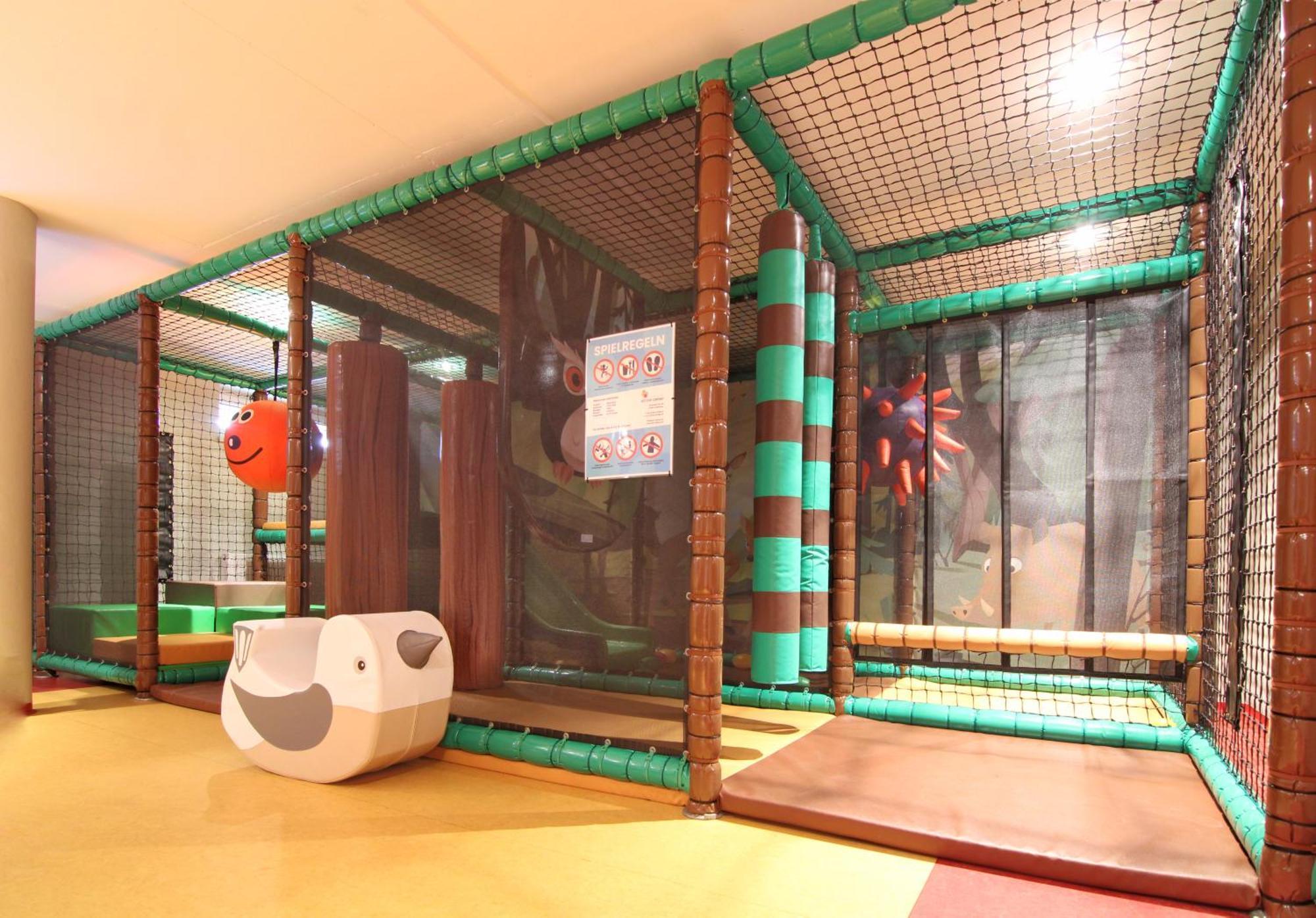 Sport & Familienhotel Baerenwirt Айх Екстериор снимка