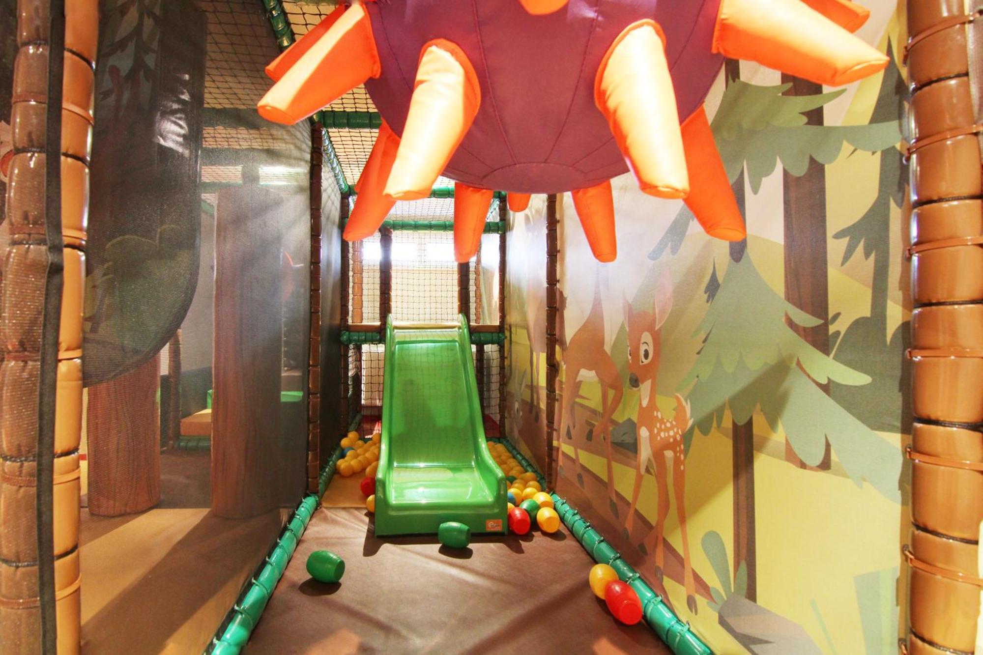 Sport & Familienhotel Baerenwirt Айх Екстериор снимка