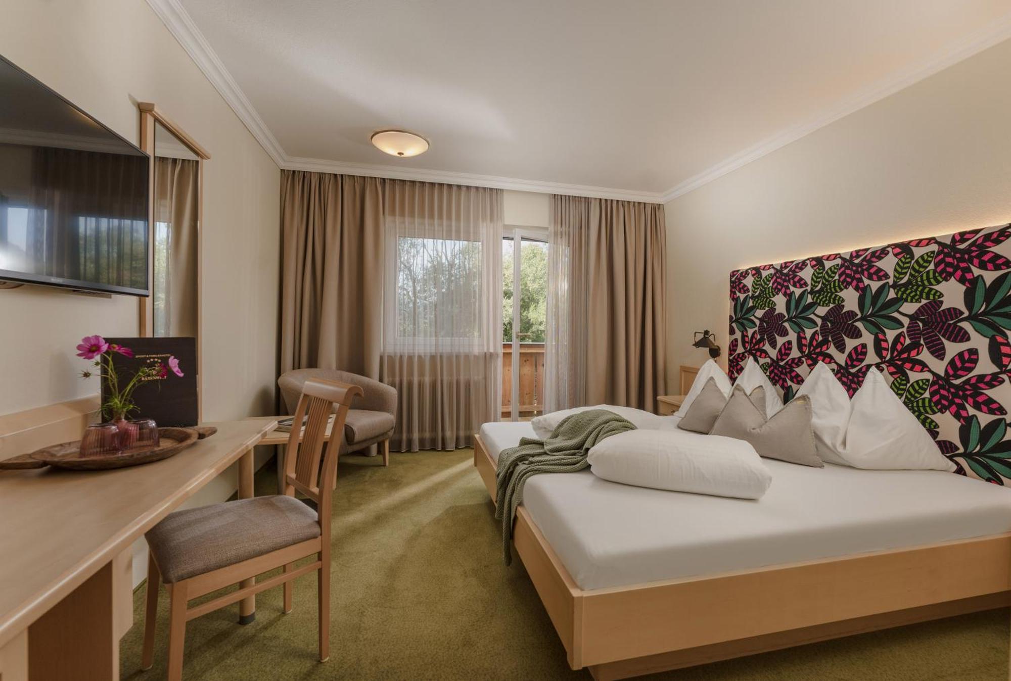 Sport & Familienhotel Baerenwirt Айх Екстериор снимка
